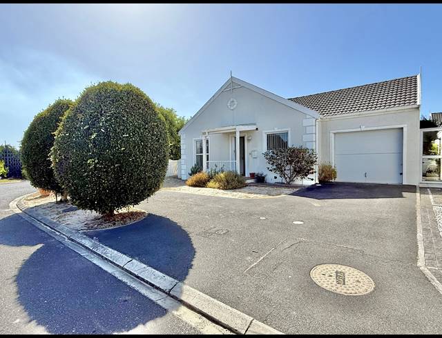 2 BEDROOM FREEHOLD SOLD IN SUNNINGDALE